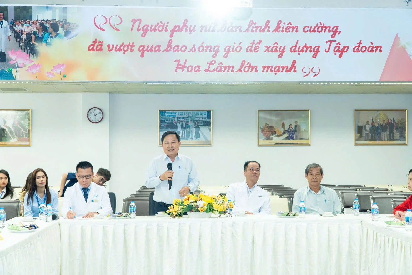 Gặp mặt nhân dịp kỷ niệm 71 năm Ngày Thầy thuốc Việt Nam cùng Liên hiệp các Hội Khoa học và Kỹ thuật TP. Hồ Chí Minh