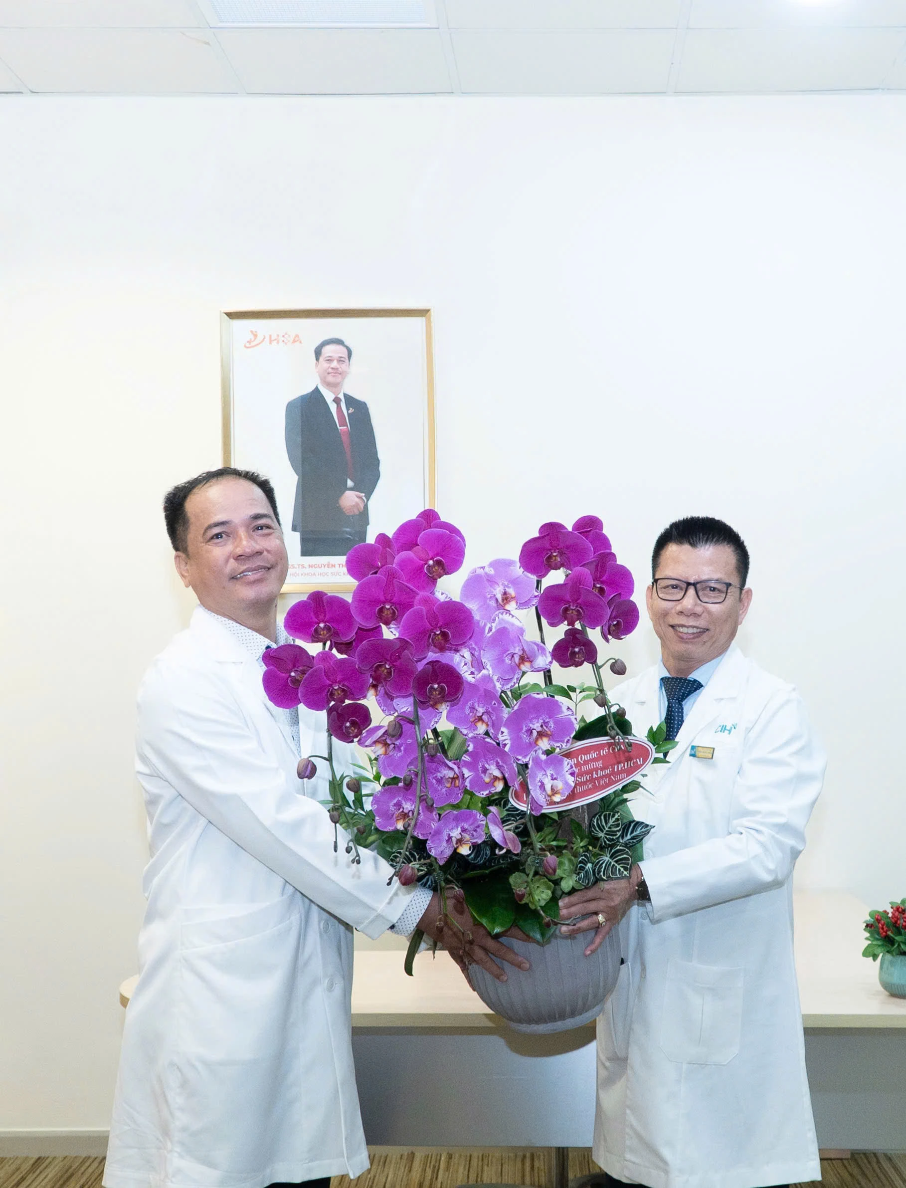 Gặp mặt nhân dịp kỷ niệm 71 năm Ngày Thầy thuốc Việt Nam cùng Liên hiệp các Hội Khoa học và Kỹ thuật TP. Hồ Chí Minh